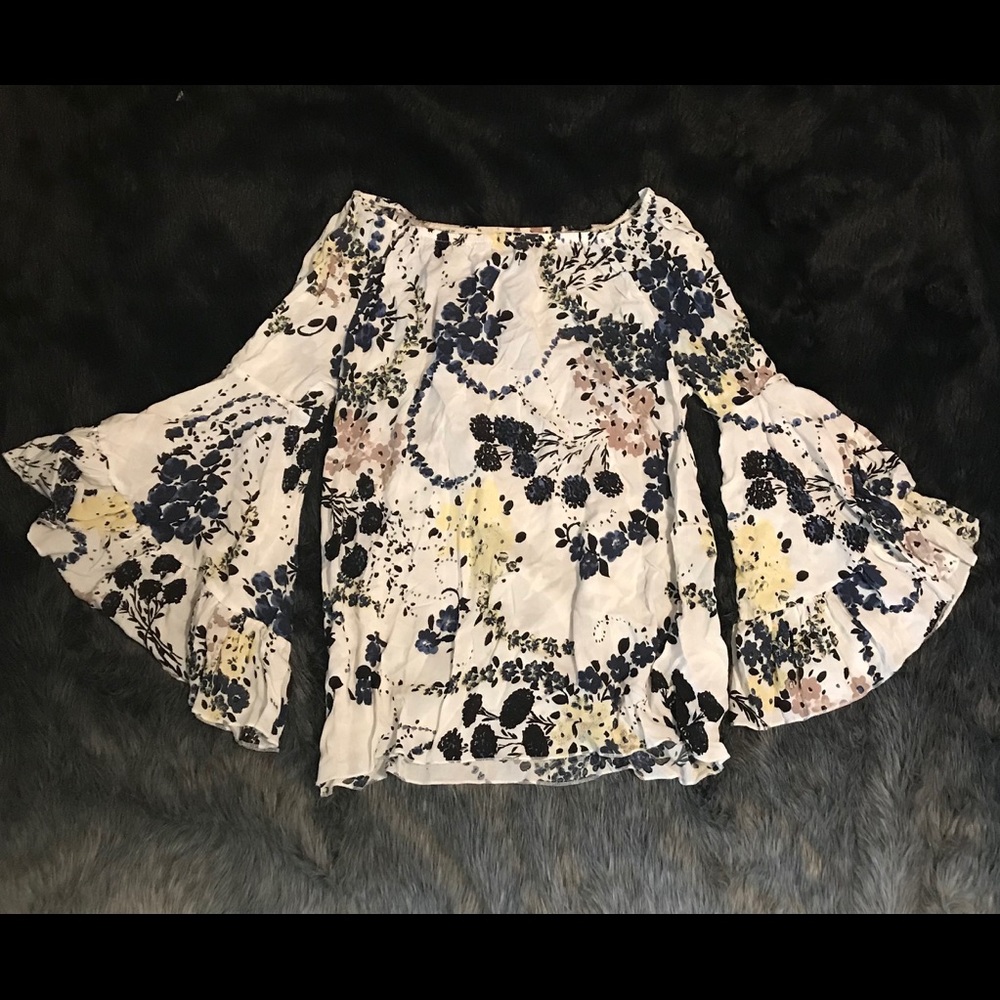 Floral top